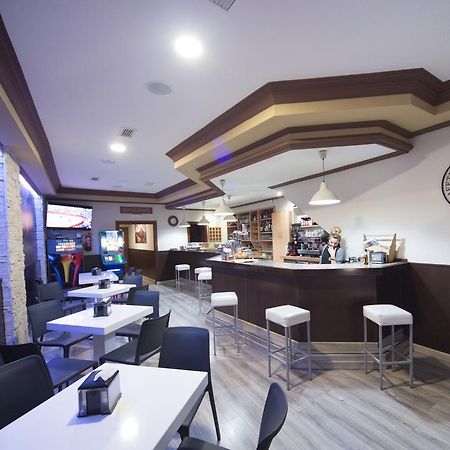 Hostal Julio Trujillo Ngoại thất bức ảnh