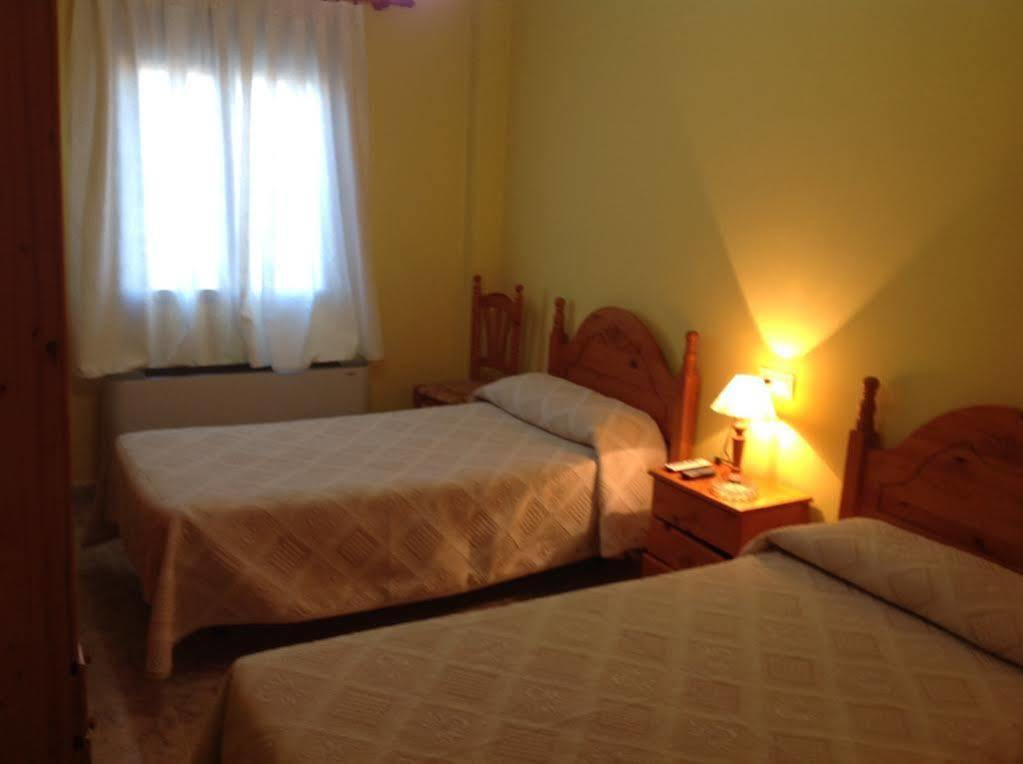Hostal Julio Trujillo Ngoại thất bức ảnh